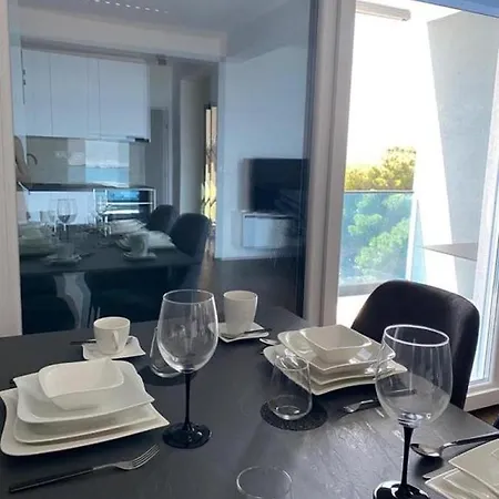 Apartment 5118-8 For 4 Pers In Lokva Rogoznica